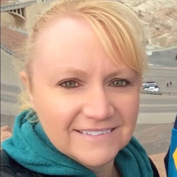 Meet your Posher, Joanne - Picture 1 of 1